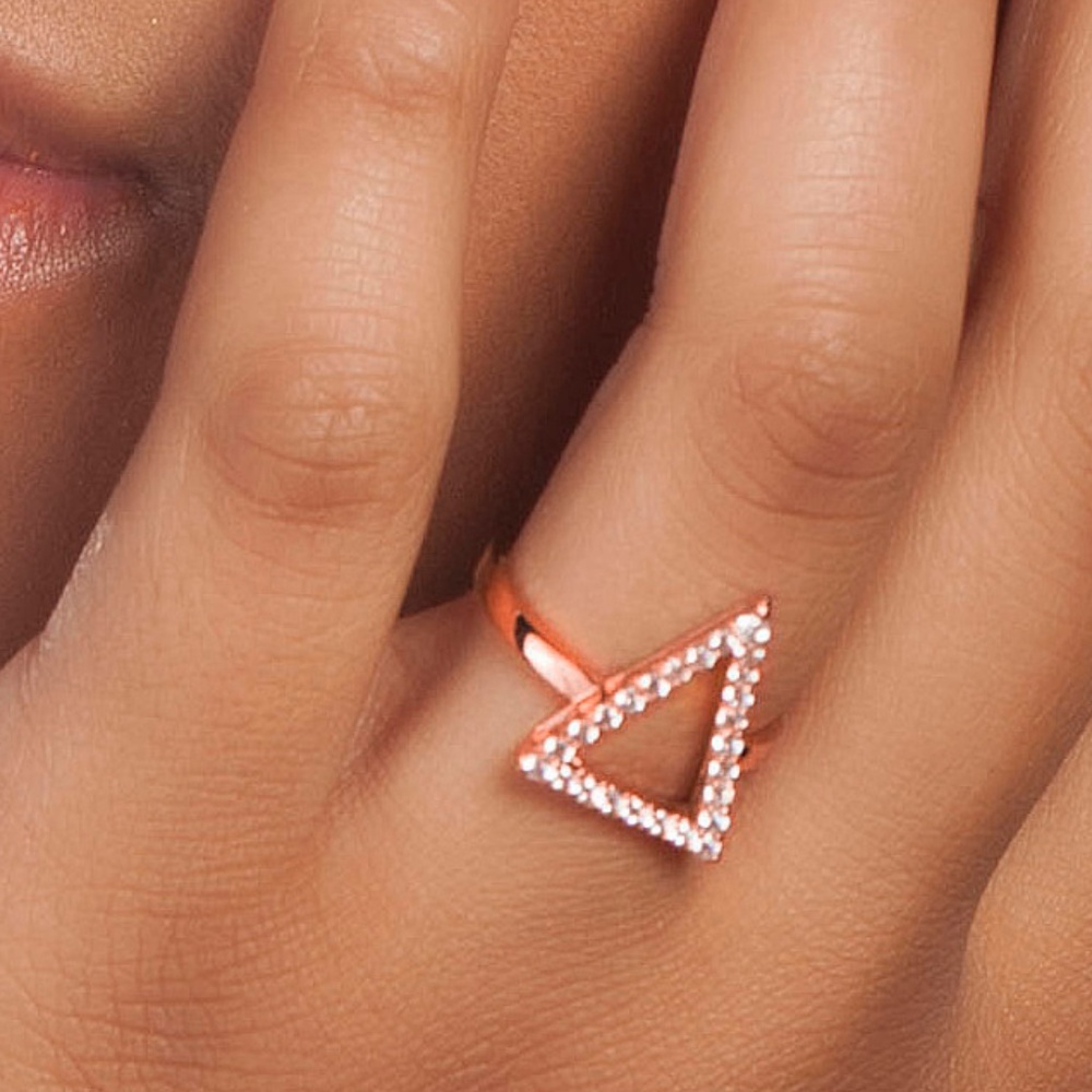 NWT 18k Rose Gold Plated Women's Ring